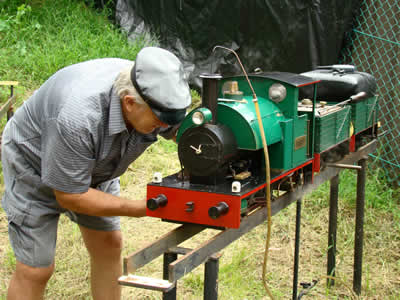 Member servicing loco at Wascoe